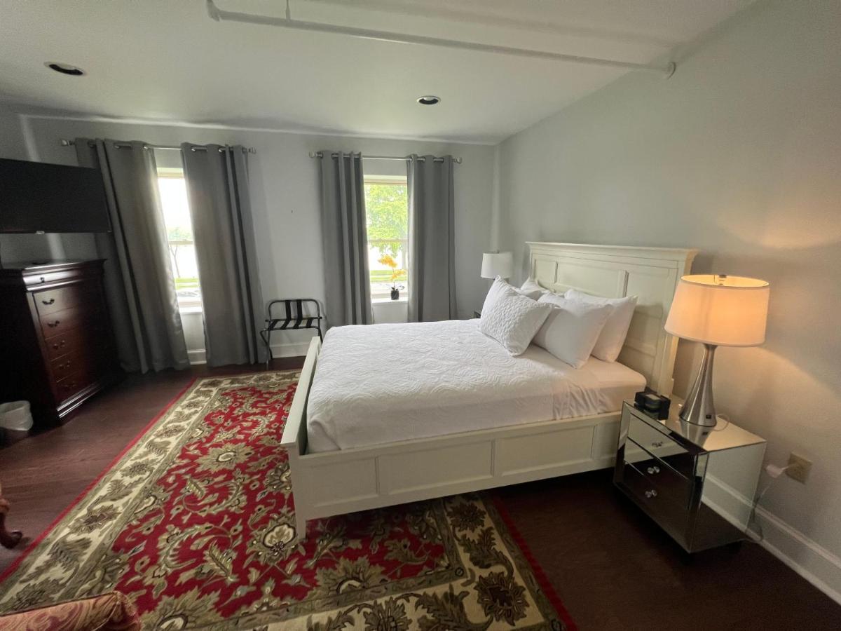 Bed and Breakfast The Manor On Front Harrisburg Habitación foto