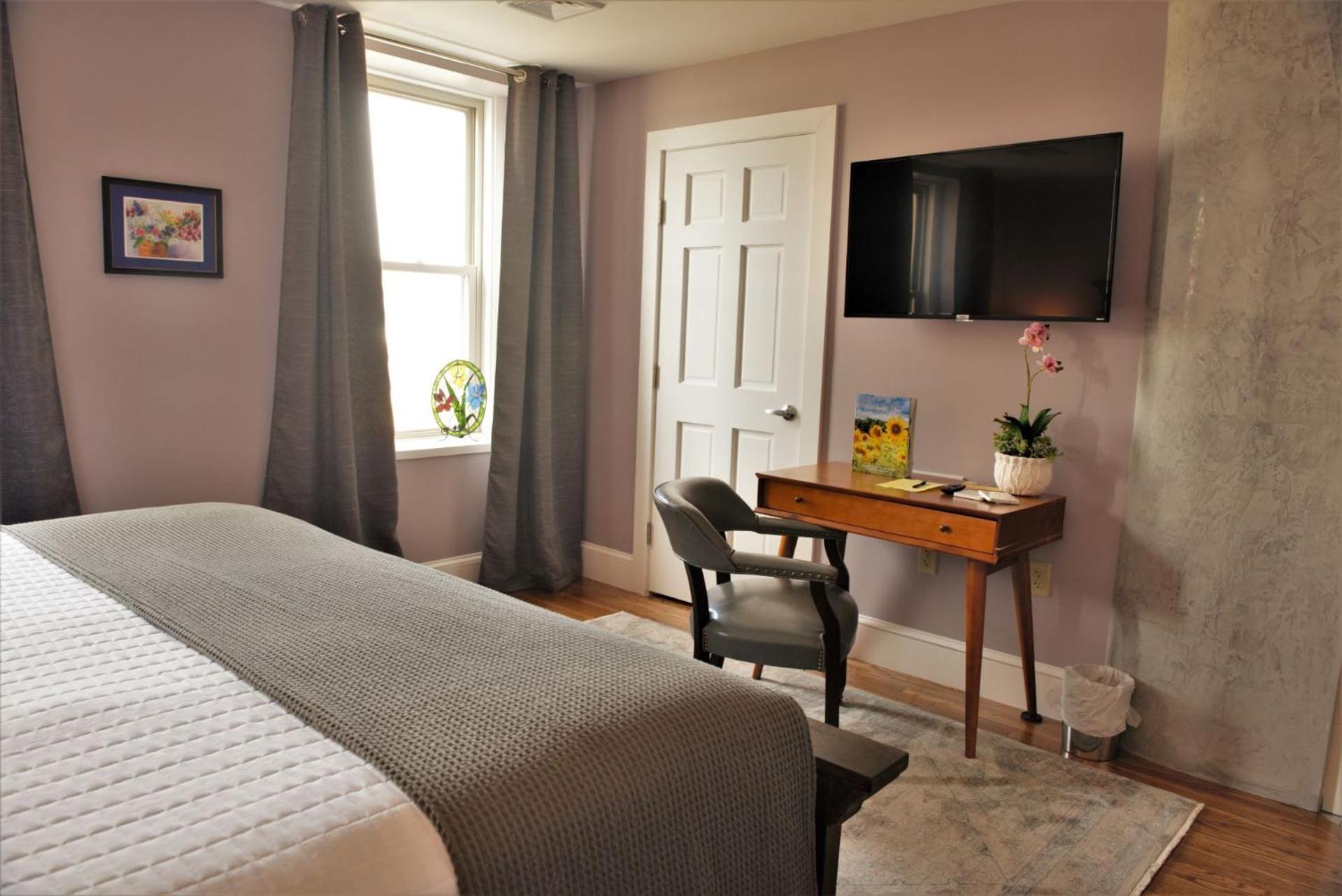 Bed and Breakfast The Manor On Front Harrisburg Habitación foto
